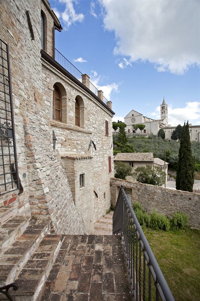 Aparthotel Residenza D'Epoca San Crispino Assisi Exterior foto